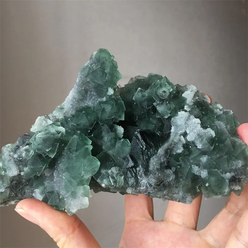 Natural Stone Octahedral Green Fluorite Mineral Specimen Healing Quartz Crystals And Stones Rock Home Decor