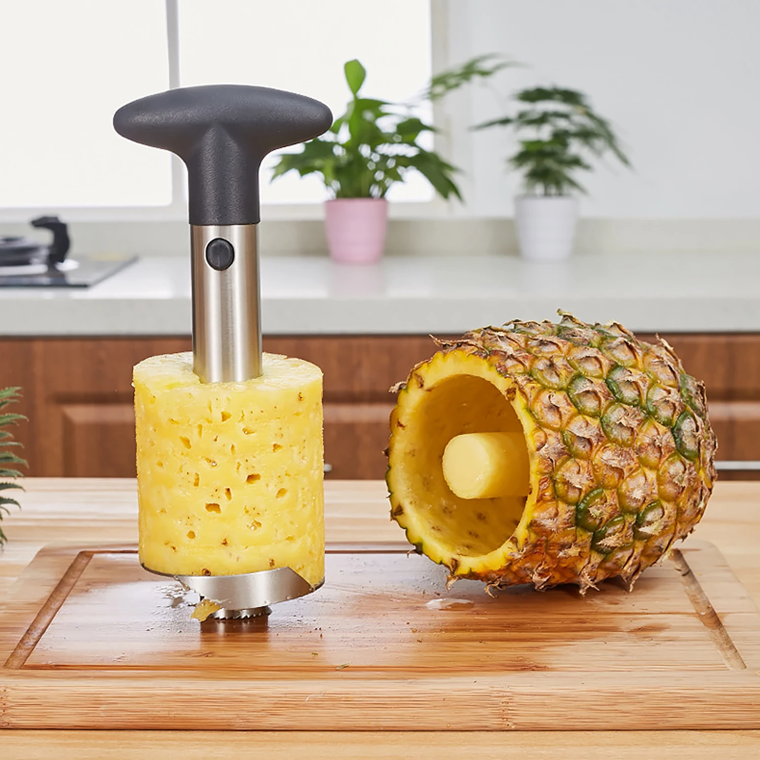 1Pcs Pineapple Slicer Peeler Cutter Parer Knife Stainless Steel Kitchen Fruit Tools  Kitchen Accessories Kitchen Gadgets