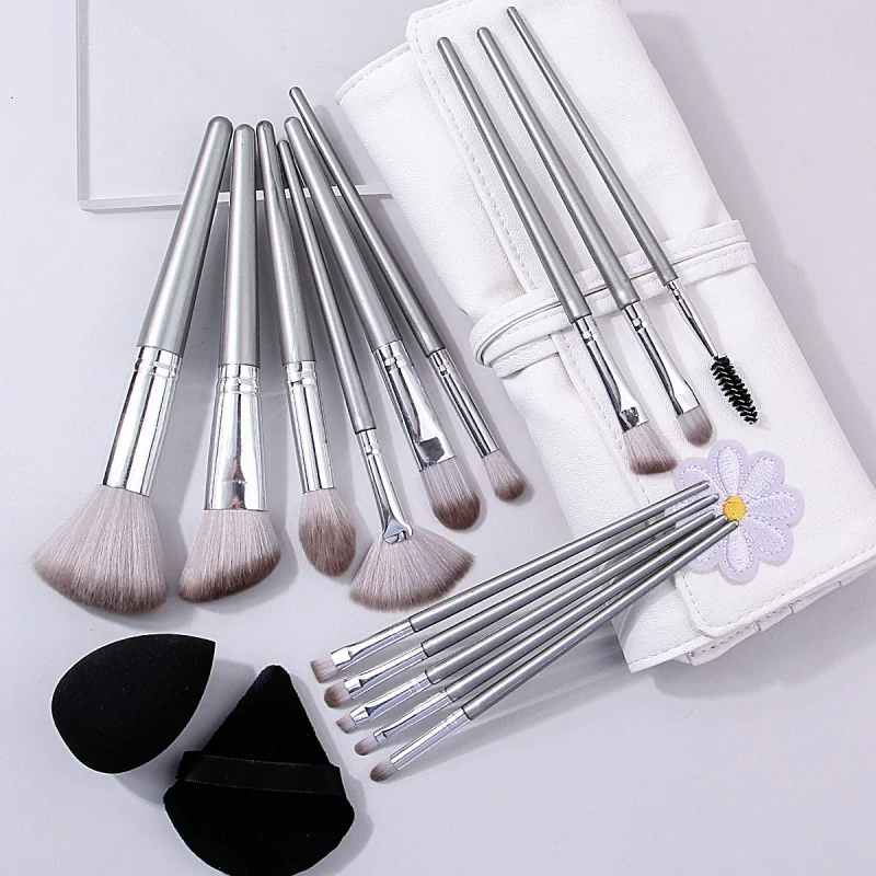 14pcs Silver Makeup Brushes Set Powder Grey Blush Concealer Foundation Eyeshadow Eyeliner Eye Cosmetics Face Beauty Tools