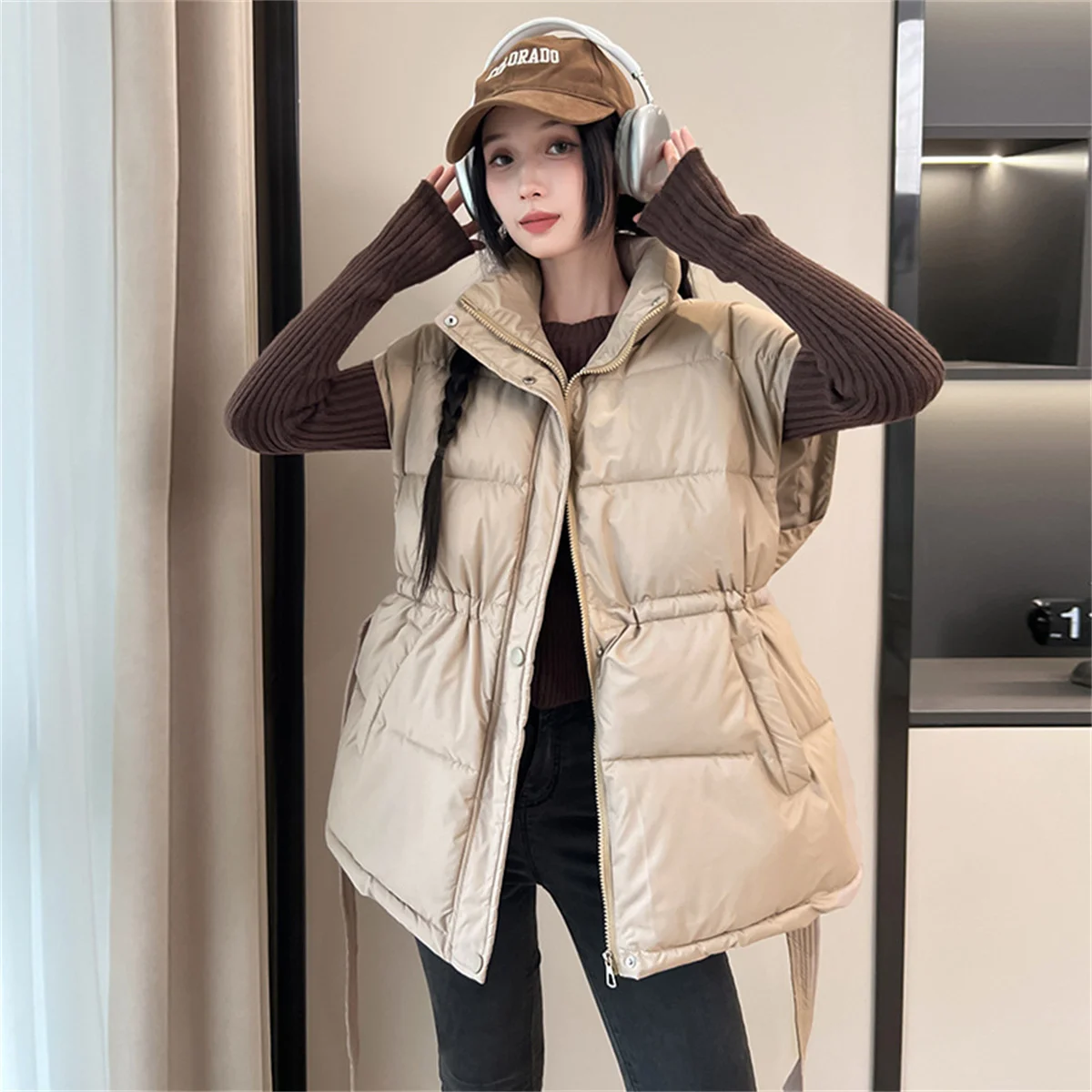 

Korean Chic Streetwear Vest Short Parkas Autumn Winter Casual Elegant Sleeveless Down Coat Women High Street Jackets Clothes New