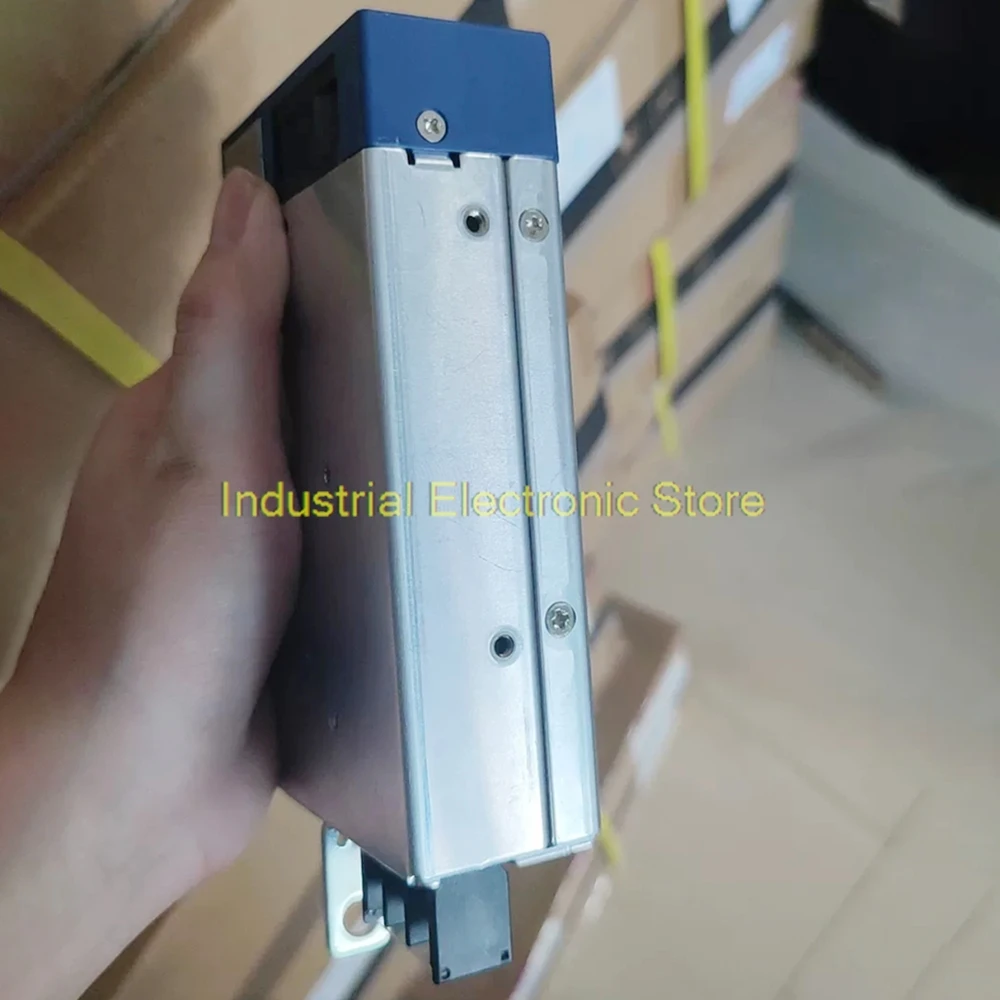 

PCA600F-24-G 600W INPUT AC100-240V 50-60Hz 7.3A OUTPUT 24V 27A Switching Power Supply