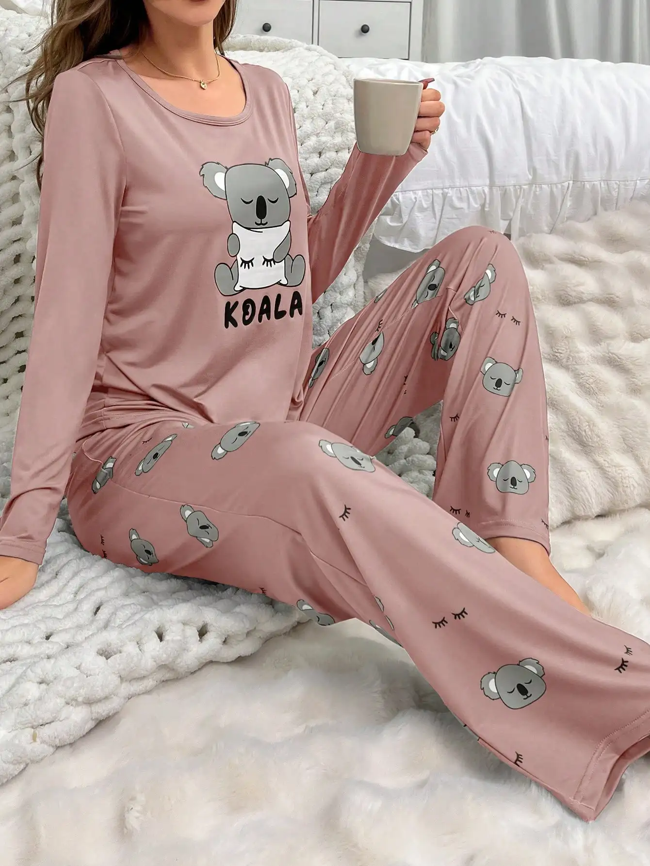 Koala print crew neck long sleeve T-shirt top and trousers casual and comfortable women\'s pajama set