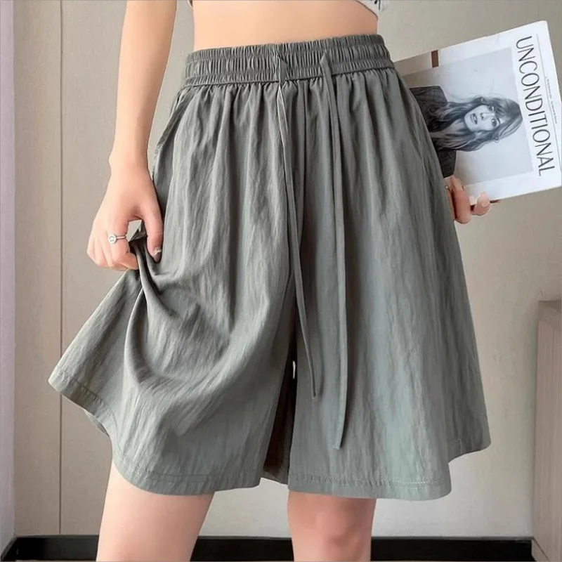 Summer Women's shorts High Waist Ice Silk Loose and Wide legged Short Outwear Casual Straight Large Women's Shorts