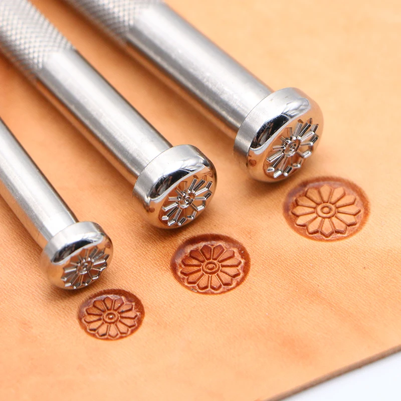 Flower Center Pattern J301  Leather Work Stamping Tool Petal Stamp Leather Carving Zhongjiang 304 Stainless streel Stamps