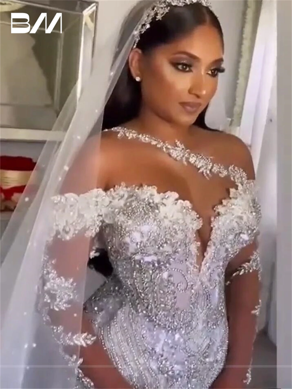 Illusion Long Sleeve Mermaid Wedding Dresses With Luxury Glitter Beads Bride Dress Sexy Side Slit Off-The-Shoulder Bridal Gown