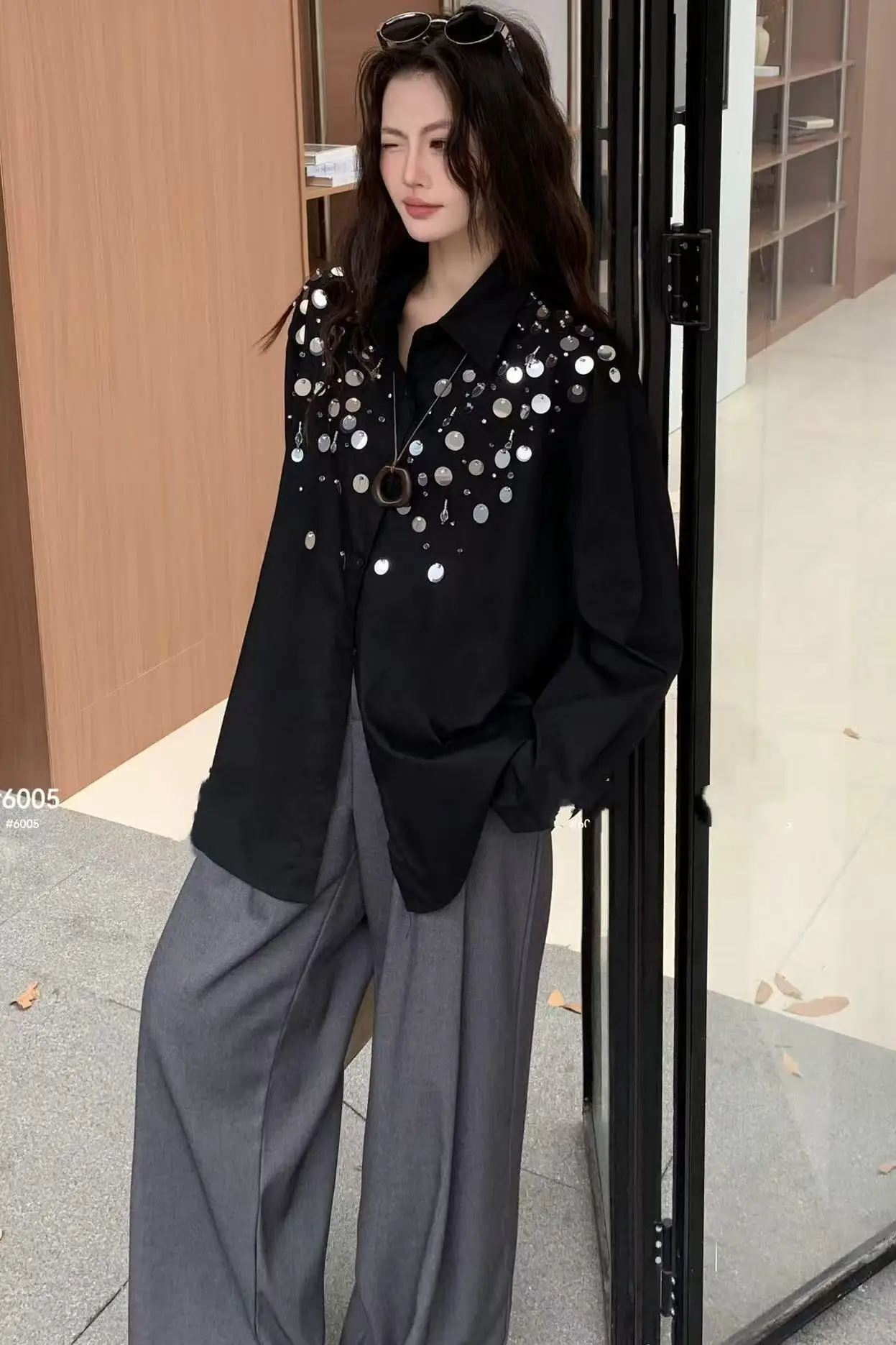 เสื้อผ้าผู้หญิง ดีไซน์หรูหรา ตกแต่งเลื่อม ปักลาย ผ้าฝ้าย แขนยาว สำหรับฤดูใบไม้ผลิและฤดูใบไม้ร่วง