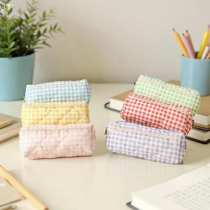 Girlish Cosmetic Bag Gift, Large Capacity, Portable and Lightweight, Plaid Lace Pencil Case, Simple School Supplies Storage Bag