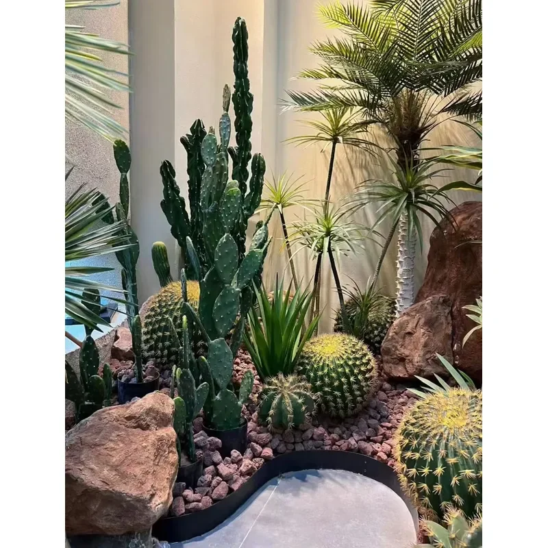 Factory Wholesale Artificial Cactus Plants Indoor Outdoor Decorative Faux Cactus with Lowest Price