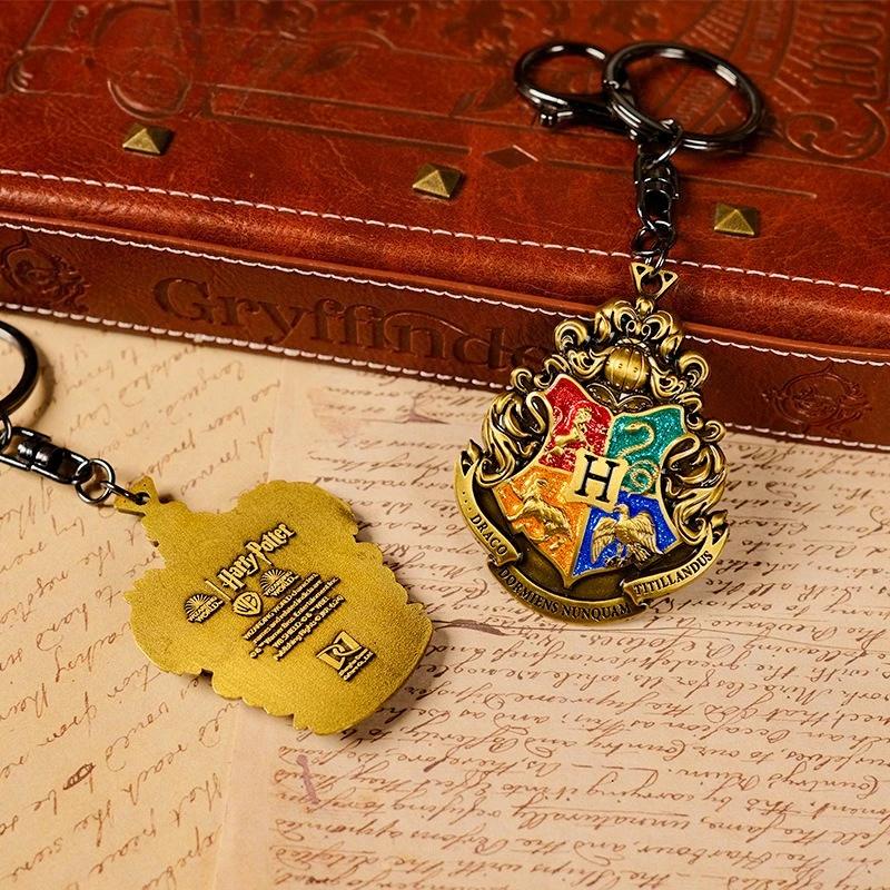 

Exquisite Harries and Potters Series Key Chain Badge Cartoon Creativity Alloy Backpack Keychain Boys and Girls Gifts