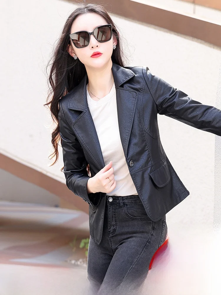 Veste en cuir d'agneau slim fit pour femme, polyvalente, nouvelle collection automne, manteau tendance pour femmes grandes tailles