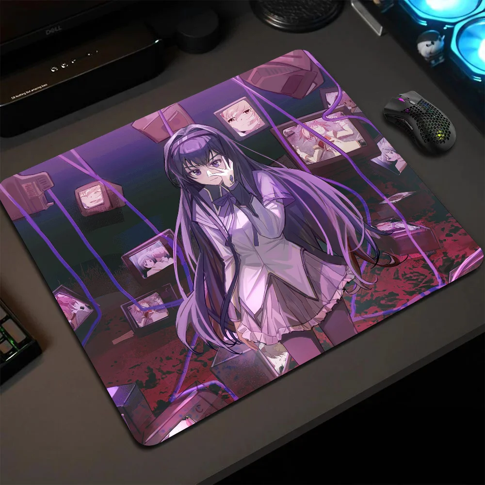 

Homura Akemi Cute Puella Magi Madoka Magica Mousepad Small LockEdge Mouse Pad For Gamers Computer Desk Pad Anti-slip Rubber