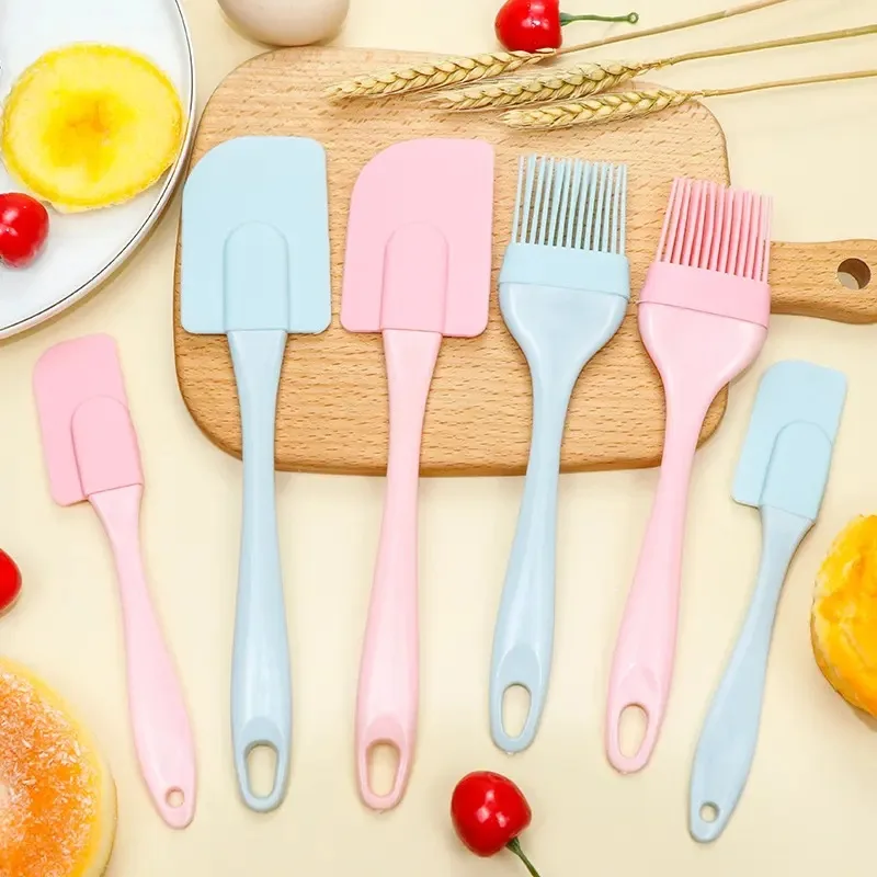 Heat Resistant Silicone Spatula Oil Brush Set Non‑Stick Cake Scraper Pastry Baking Gadgets Kitchen Cooking Tools for Home Use