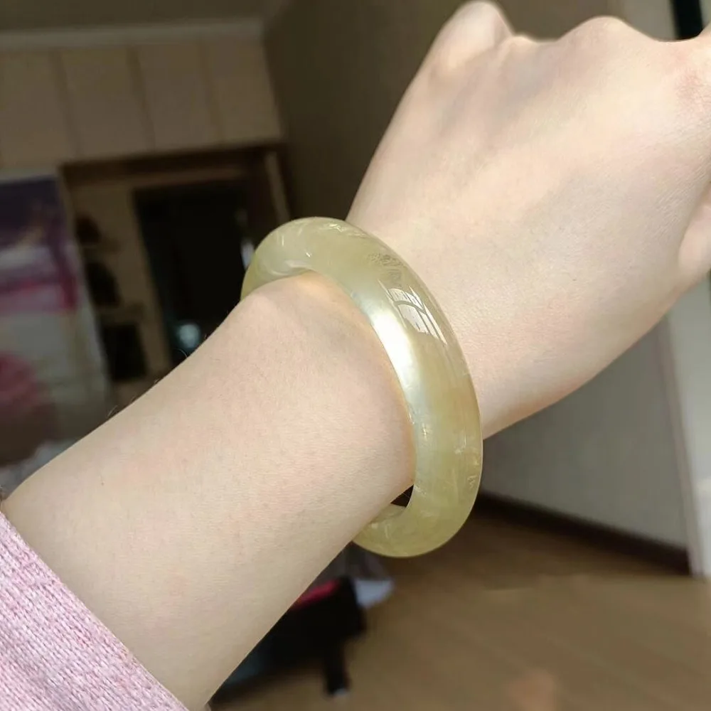 

Natural Brazilian citrine bracelet lemon colored mineral deposit jade bracelet bangle bangles women Young sending girlfriends