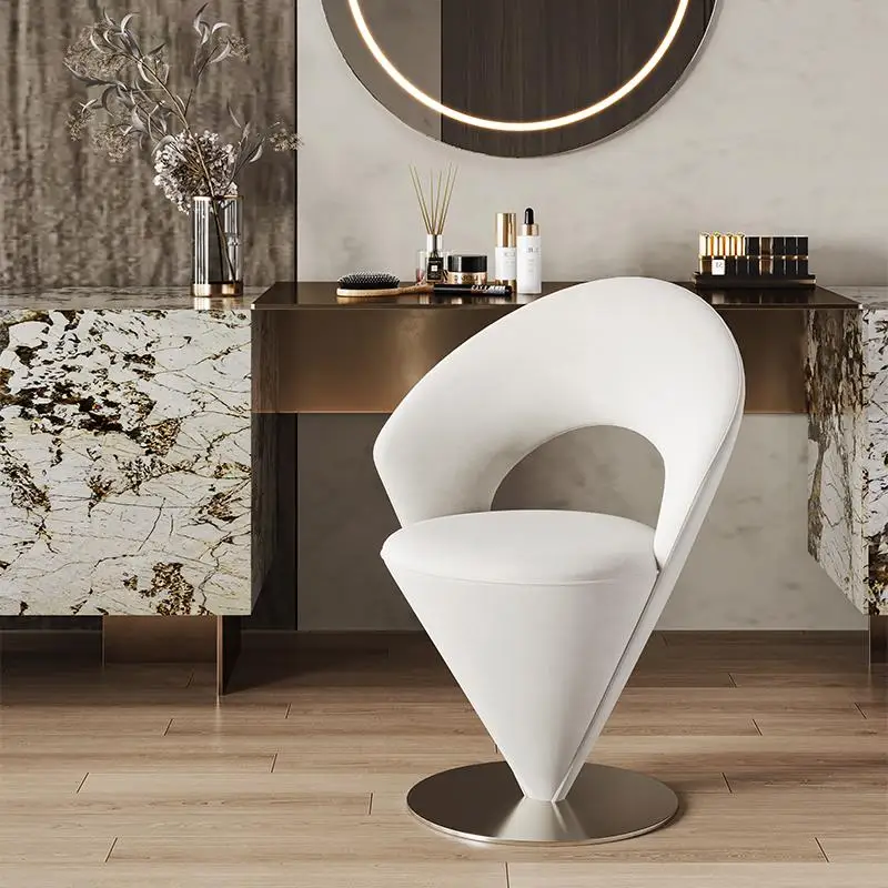 Italian Light Luxury High-end Dressing Stool Girls Bedroom Special Dressing Stool Designer Creative Cream Style Princess Chair