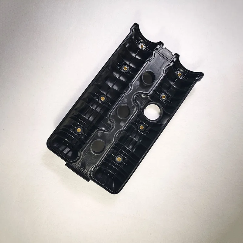 Engine Valve Cover for Opel Saab General Motors 2.5 3.0L GM90501637 Black Plastic Cylinder Head Cover