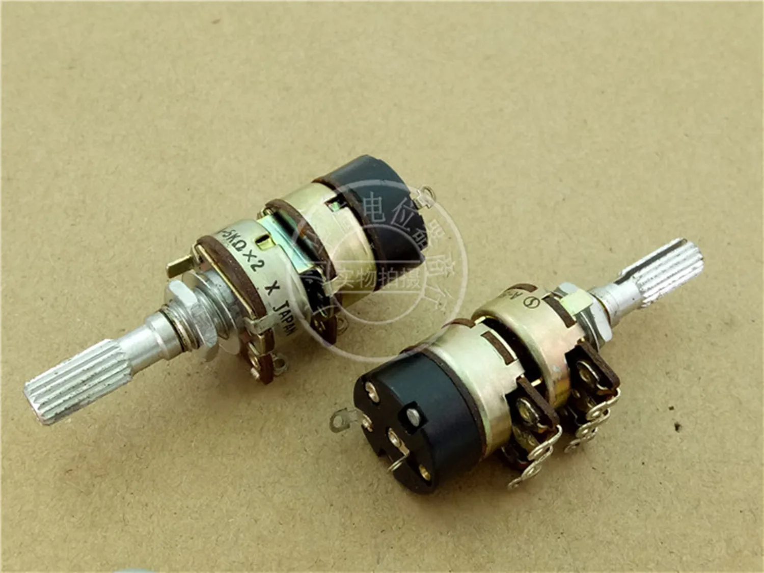 Original new 100% 16 Type dual potentiometer with switch A5K shaft length 25MM