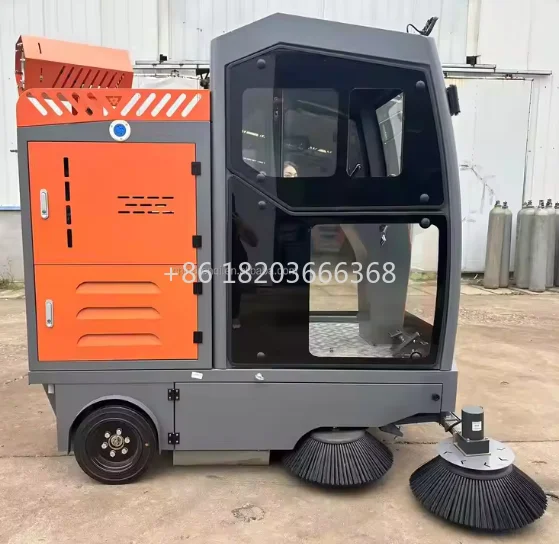 Customized Road Sweeper Cleaning Street Sweeping Machine Industrial Street Sweeper Trucks Road Sweeper Truck Price