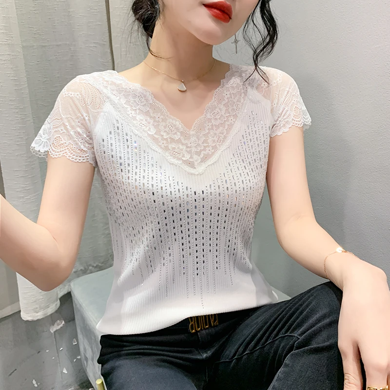 Camisa de encaje de punto de retazos Sexy para mujer, Tops de manga corta con diamantes, Camiseta ajustada con cuello en V para mujer, nueva moda de verano