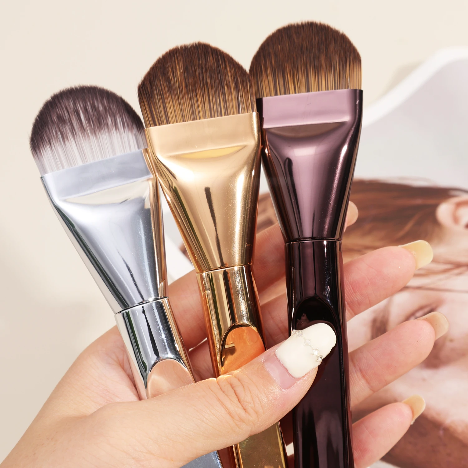 New Portable Tongue-shaped Foundation Brush Ultra-thin Concealer Widen Makeup Brushes Lightweight Face Contour Brush Beauty Tool