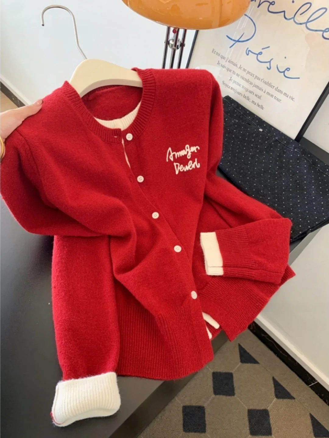 

Loose Korean Sle Letter Embroidery Knitted Cardigan Women's Faion Autumn Winter Sweater Red Color Blo Casual Wear