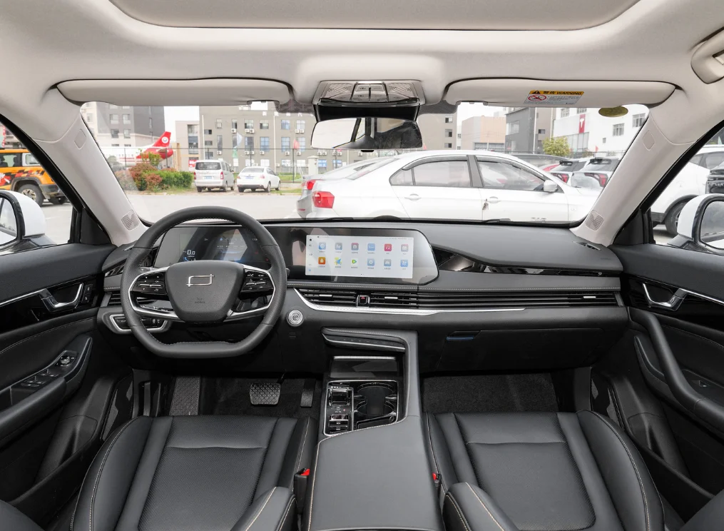 2024 Bestune B70 Китайский дешевый двигатель 1,5 т, бензиновый автомобиль и бензиновое топливо, левое рулевое управление, автоматические новые энергетические транспортные средства, используемый автомобиль