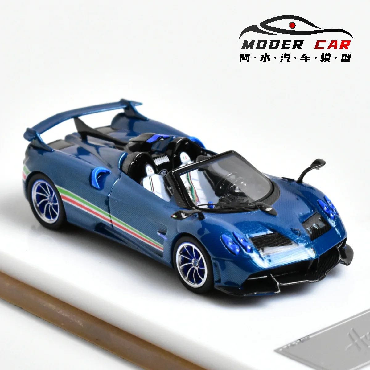 

HH 1:64 Miniature Zonda Huayra Tricolore Giftable Diecast Model Car