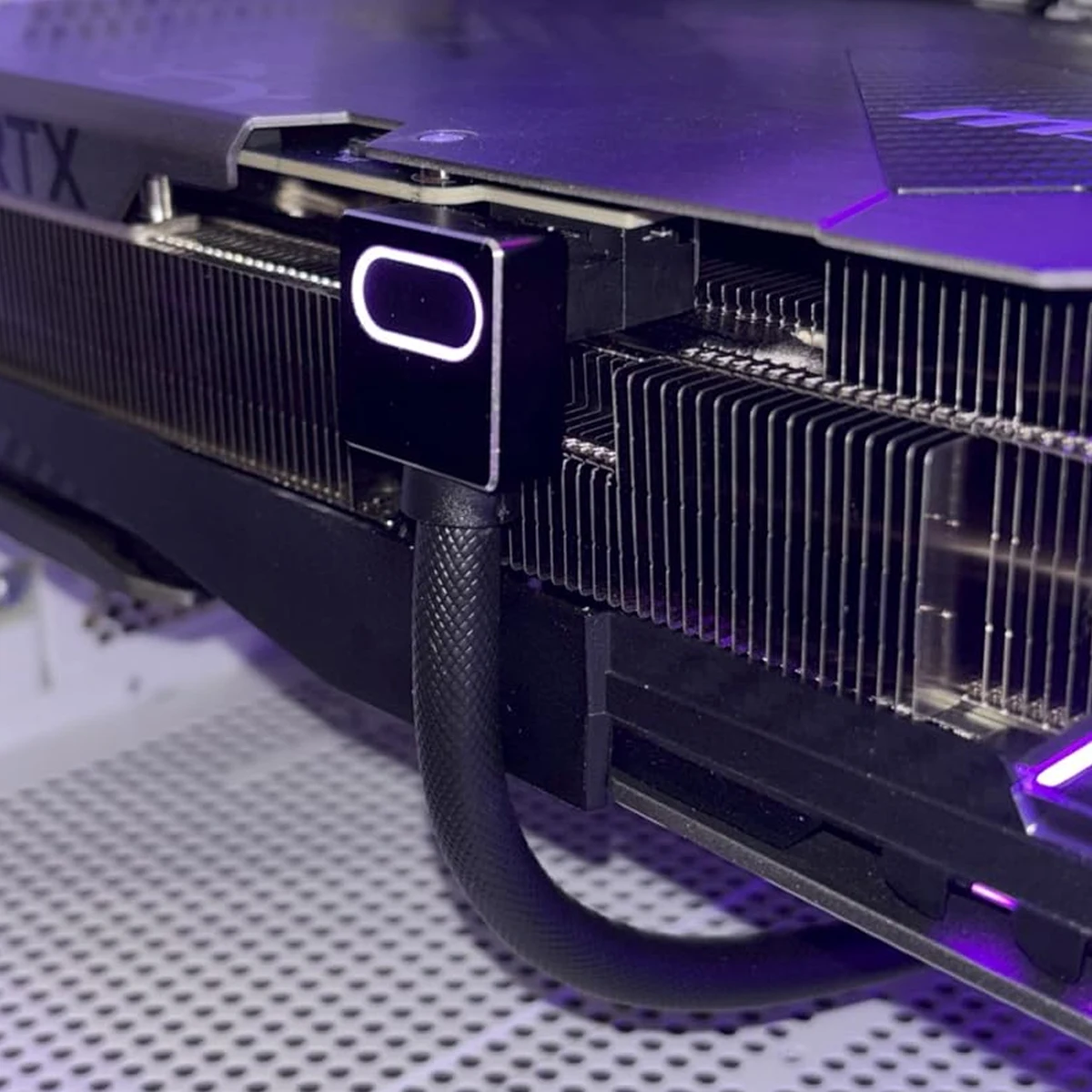 Modularny kabel GPU 16-pinowy 12+4Pin 12VHPWR do serii RTX 40/5070/5080, przewód miedziany do zasilacza komputerowego, płyta główna 5V 3-pinowa 90 stopni ° — zdjęcie produktu 4