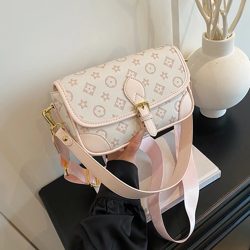 

Luxury Women's Handbag, Stylish Leather Crossbody Bag For Ladies In Popular Classic Elegant Fashion Design