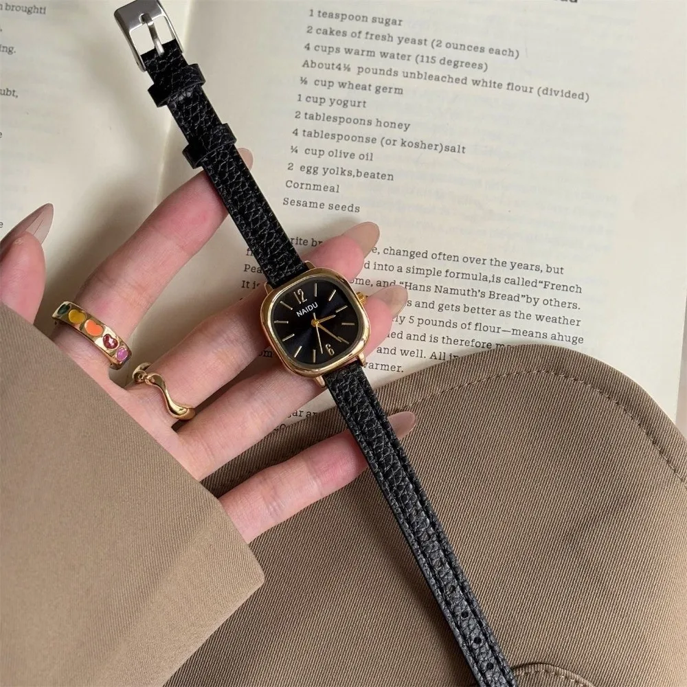 Elegant Leather Strap Quartz Watch Square Dial Adjustable Women Wristwatch Square Dial Watch Women