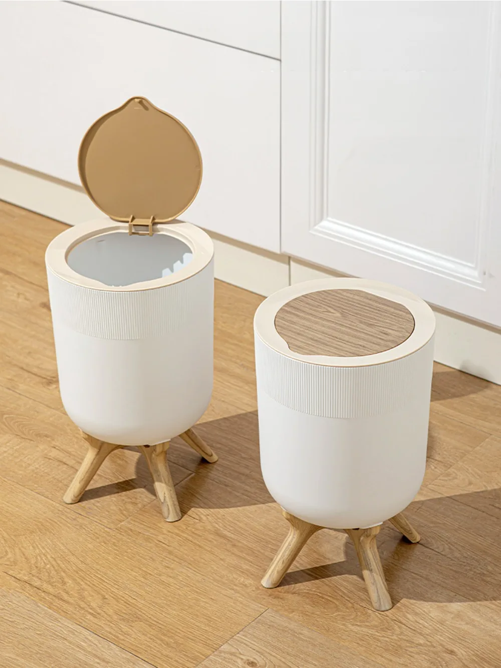 White Circular Wood-Grain Trash Can for Kitchen, Bathroom, Bedroom, Living Room, and Office Trash Bin  Garbage Bin