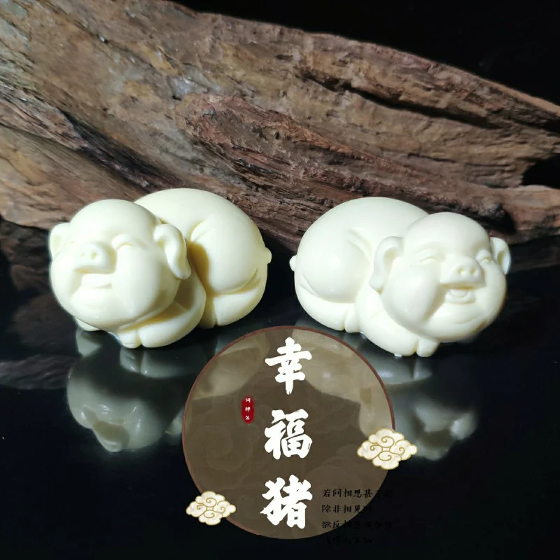 Wholesale Ivory Nut Carved Happy Pig Car Home Office Creative Ornaments6*3.5*4  Gift Box