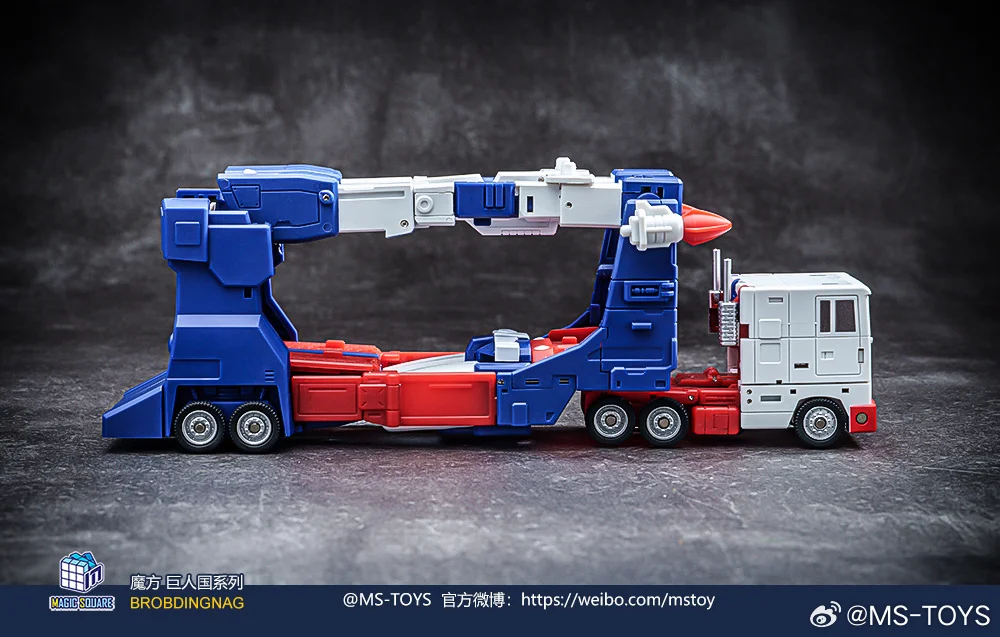 [Dostępne w styczniu/lutym] Figurki Transformujące MagicSquare Toys MS-W02 Adjutant & Chief of Staff Sixshot & Ultra Magnus