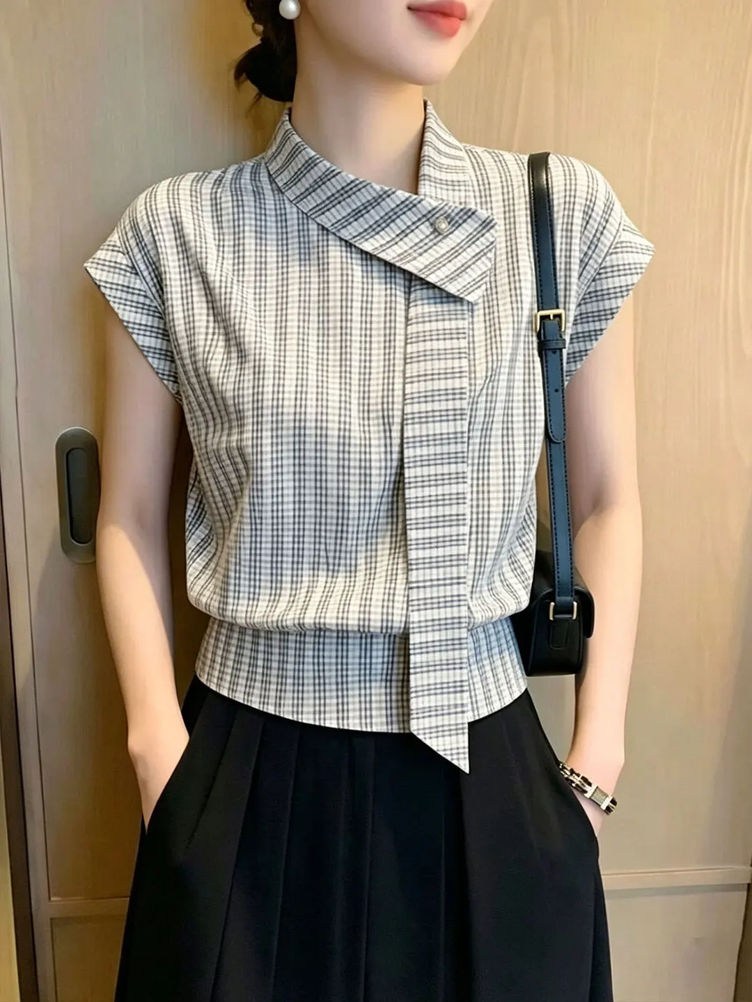 

Chic Color Block Stripe Short Sleeve Shirt Single Button Design Summer Slimming Top Versatile Straight Cut Korean Style Silk