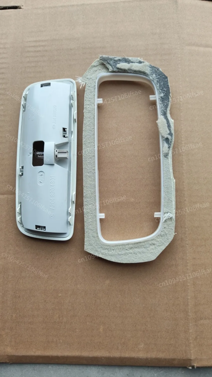 For Mercedes-Benz Vito V260 Rear Ceiling Light Rear Light V260 Ceiling Light New Car Demolition