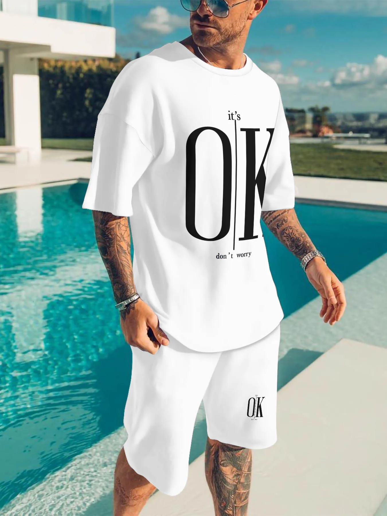 Men's Casual Sports Suit 3D Printed T-shirt Round Neck T-shirt and Shorts Large Size