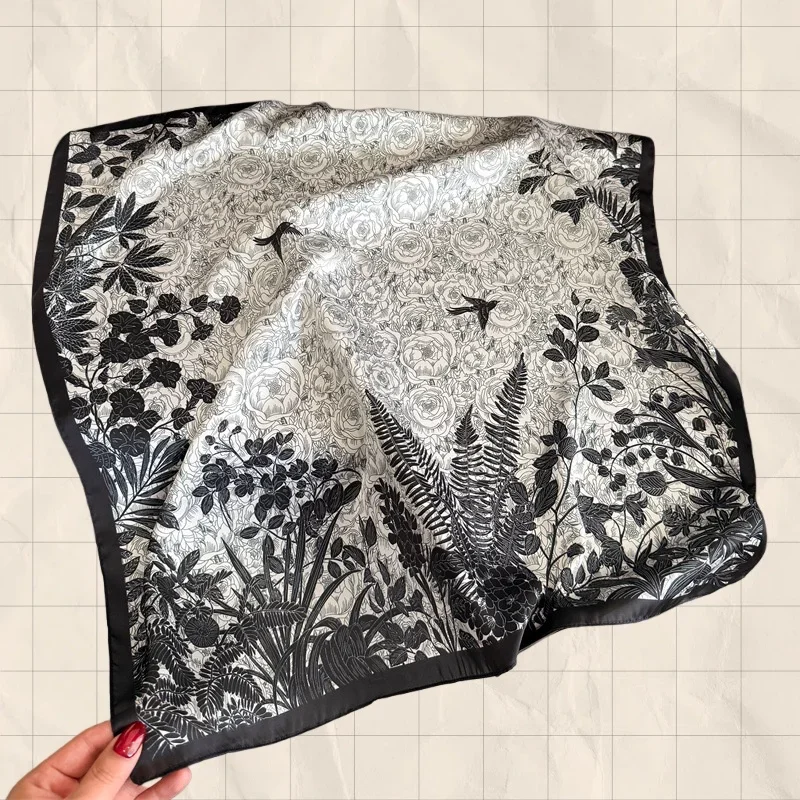 

Luxury Brand Print Satin Square Scarf Women Neck Hair Tie Band Beach Hijab Kerchief Head Headbands Bandana Female Foulard 70cm