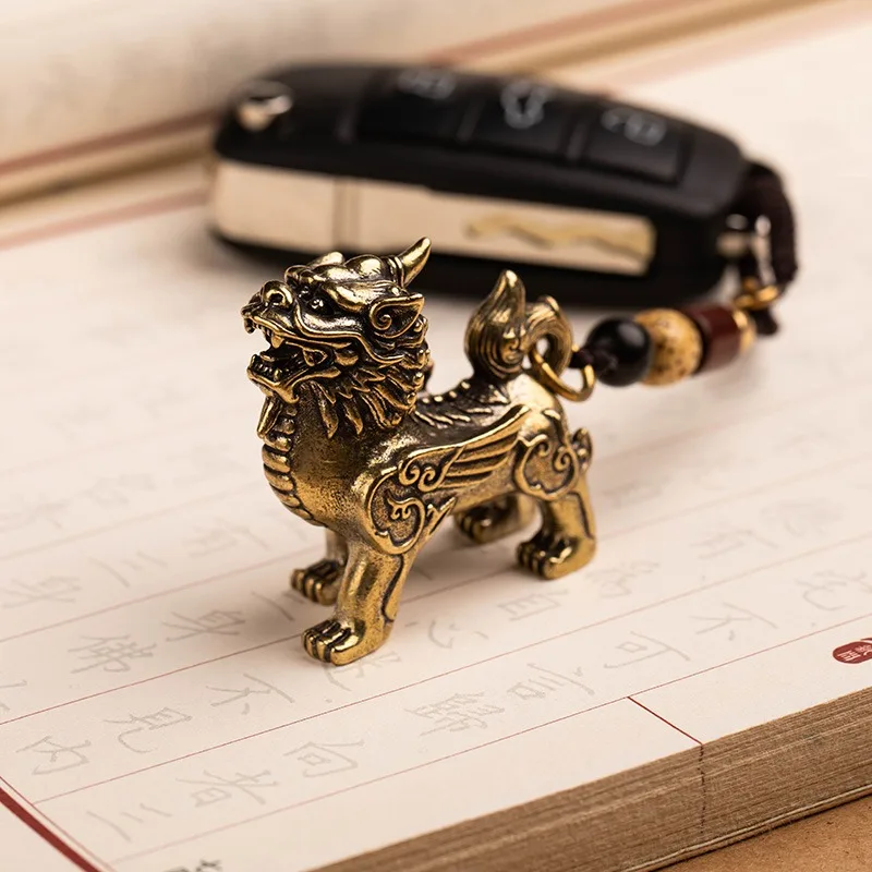 Pure brass solid Kirin keychain pendant desk small ornaments retro decoration creative Kirin accessories