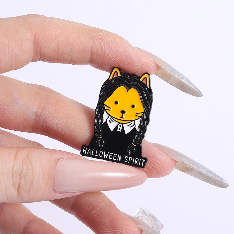 هالوين الروح بوبكات المينا دبابيس مخصصة الرسوم المتحركة أفلام دبابيس التلبيب شارات الملابس مجوهرات بأشكال حيوانات هدية للأصدقاء