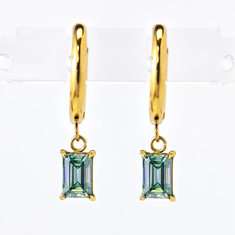 

1 Pair 0.8Carat Exquisite and Luxurious Rectangular Emerald Cut Turquoise Moissanite Golden Drop Earrings.