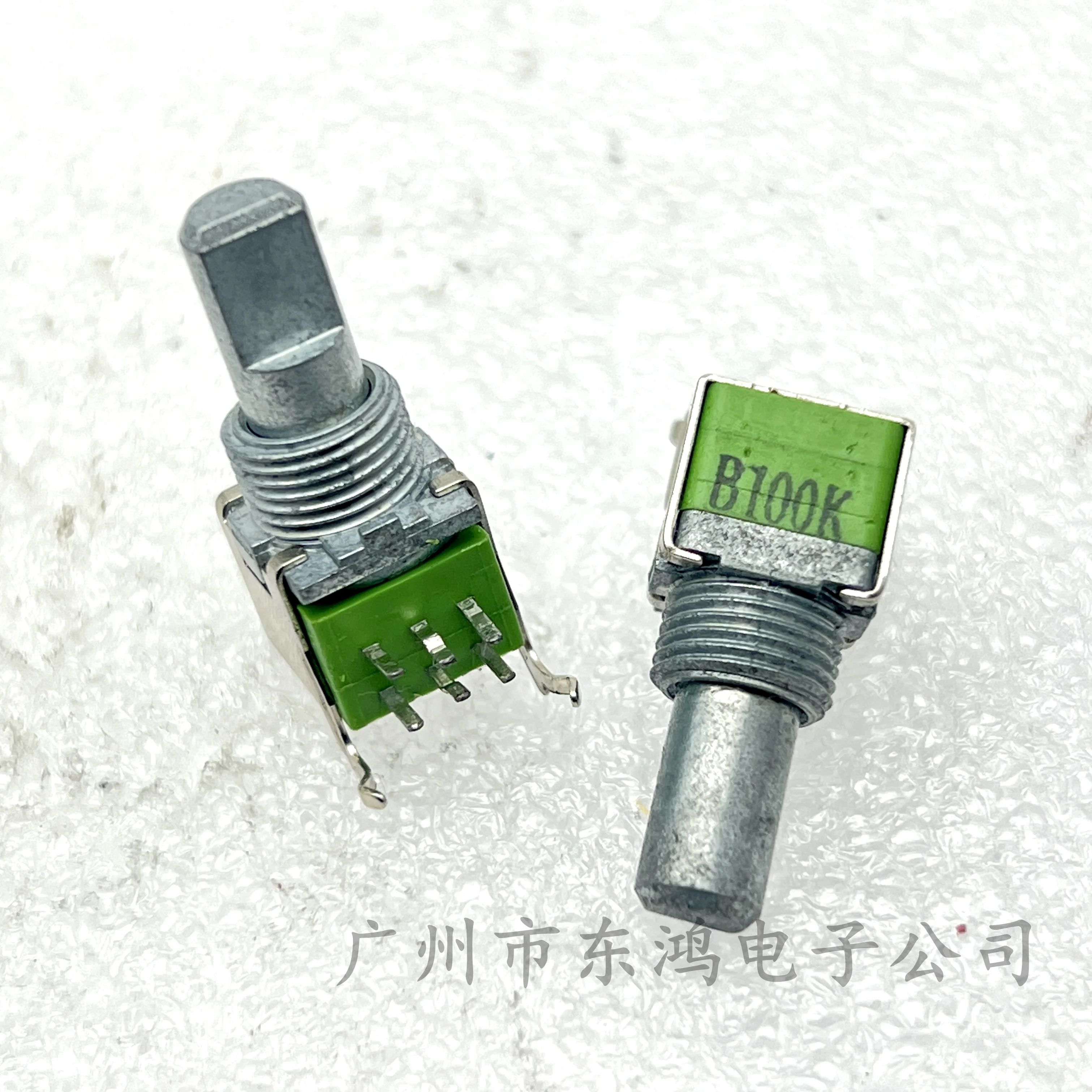 One Taiwan ALPHA 09 precision potentiometer duplex B100K 15MM shaft D shaft