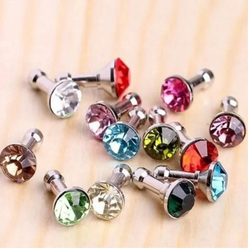 10 PCS Cute BlingBling Diamond Rhinestone 3.5mm Earphone Jack Cap Plug for Iphone Cell Phones  Color Random