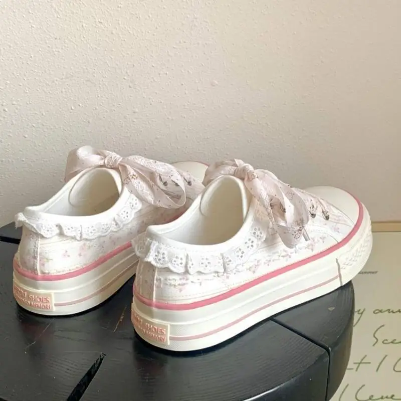 Zapatillas deportivas de plataforma con estampado floral, con volantes de encaje y cordones, de lona, con suela gruesa, para uso diario, ideales para estudiantes y para caminar.