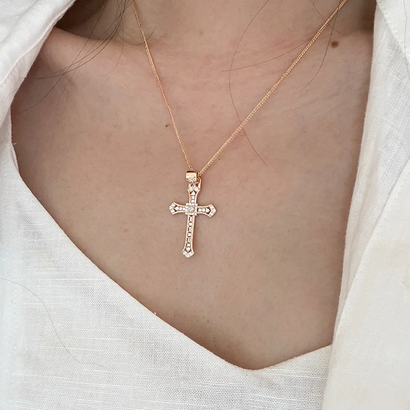 S925 Sterling Silver Cross Necklace Women's Champagne Gold Square Diamond Collarbone Chain 2026 New Product Versatile 1559A