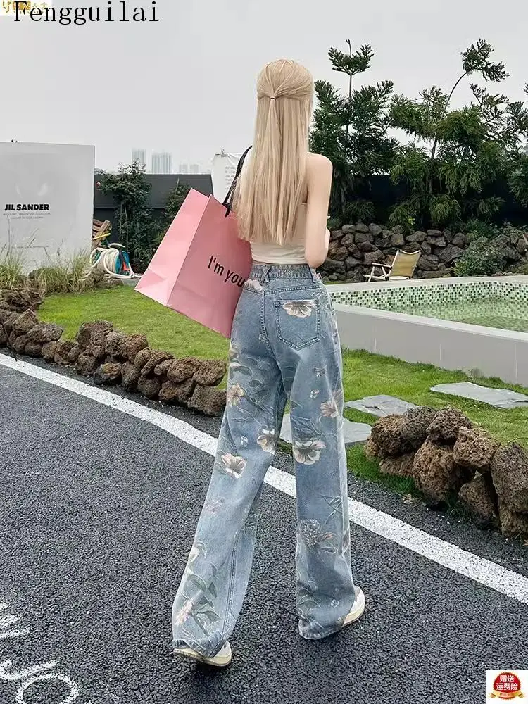 Women Allover Floral Pattern Wide Leg Jeans High Waist Light Wash Denim Trousers Retro Aesthetic Loose Straight Pants