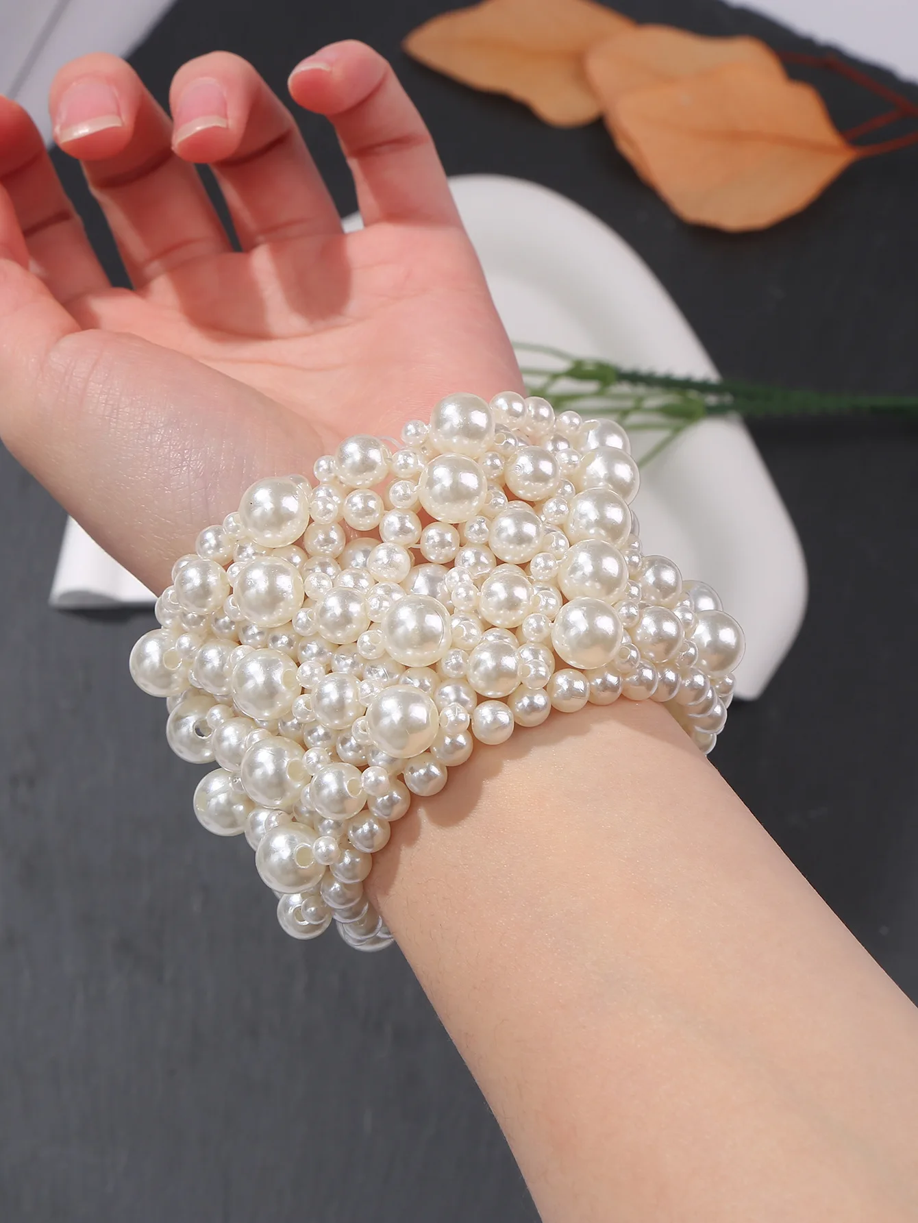 New Handwork Bracelet Temperament Pearl Wrist Jewelry Fashion Hand-woven Beaded Bracelet Bride Imitation Pearl Elastic Bracelet