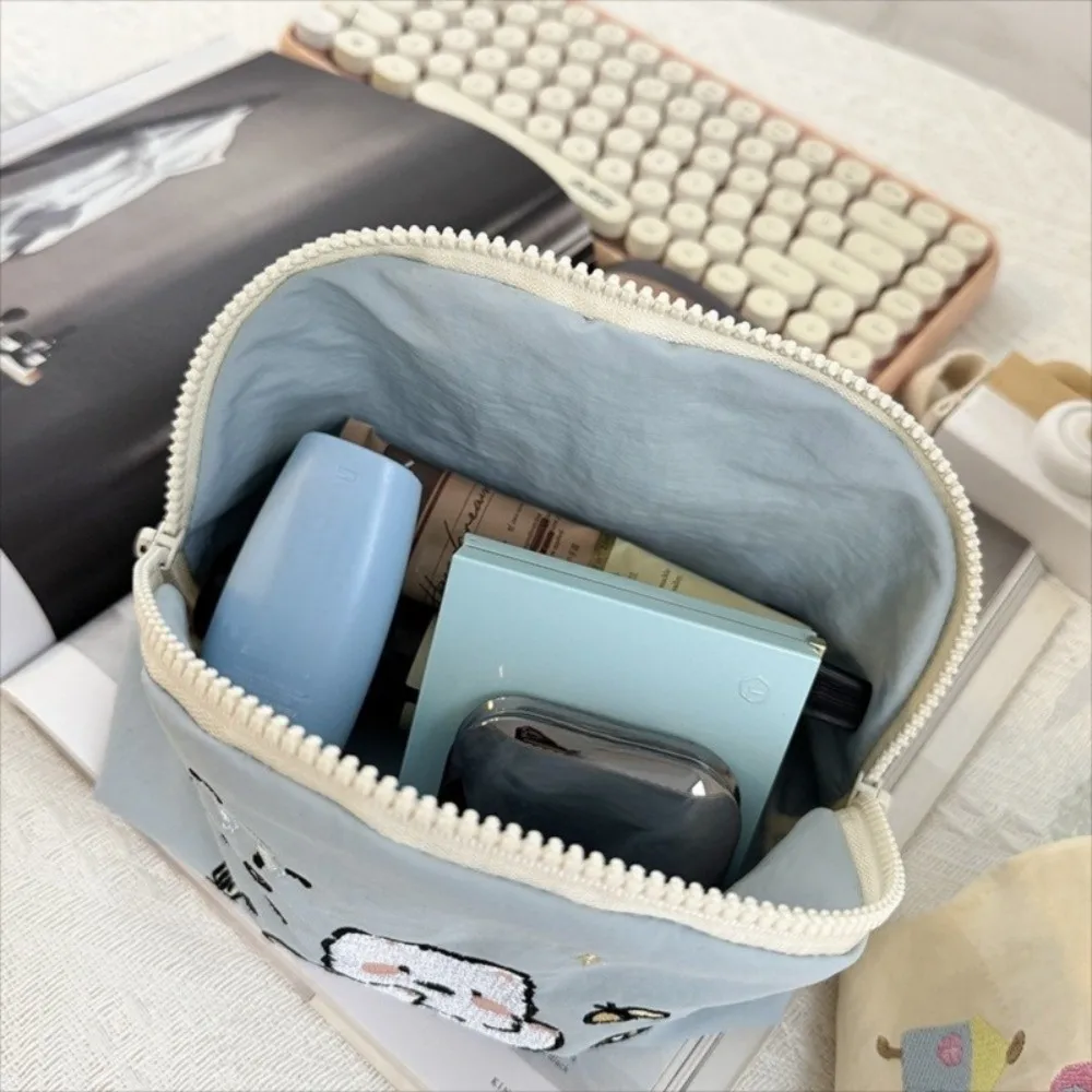 Cute Cartoon Embroidery Storage Bag Nylon Large Capacity Cosmetic Bag Ultralight Zipper Travel Toiletry Bag