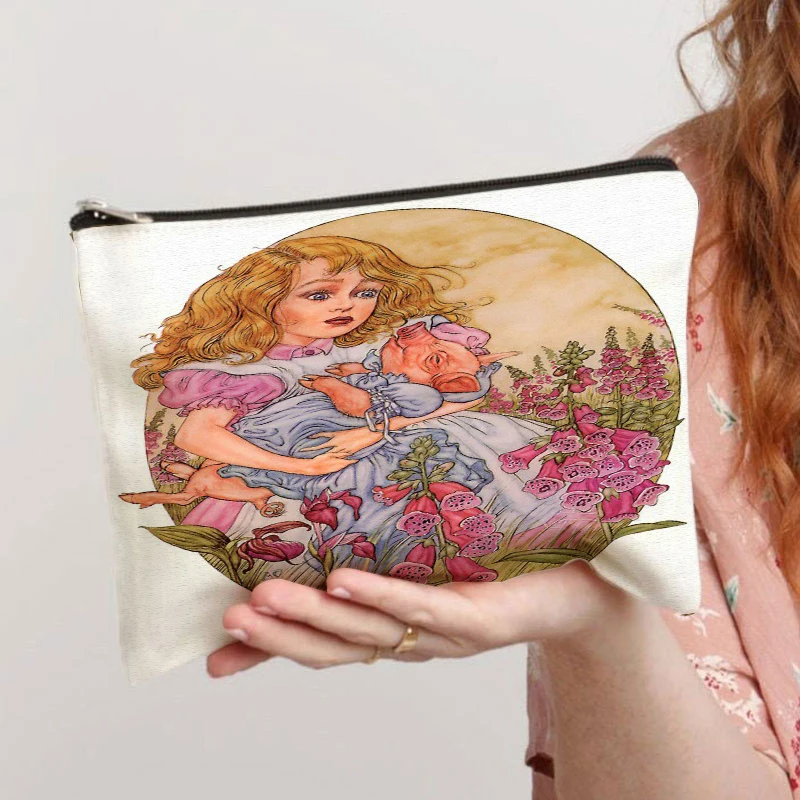 Princess Alice Travel Toiletry Bags Print in Wonderland Women\'s Cosmetic Bag Makeup Organizer Fashion School Pencil Case pouch