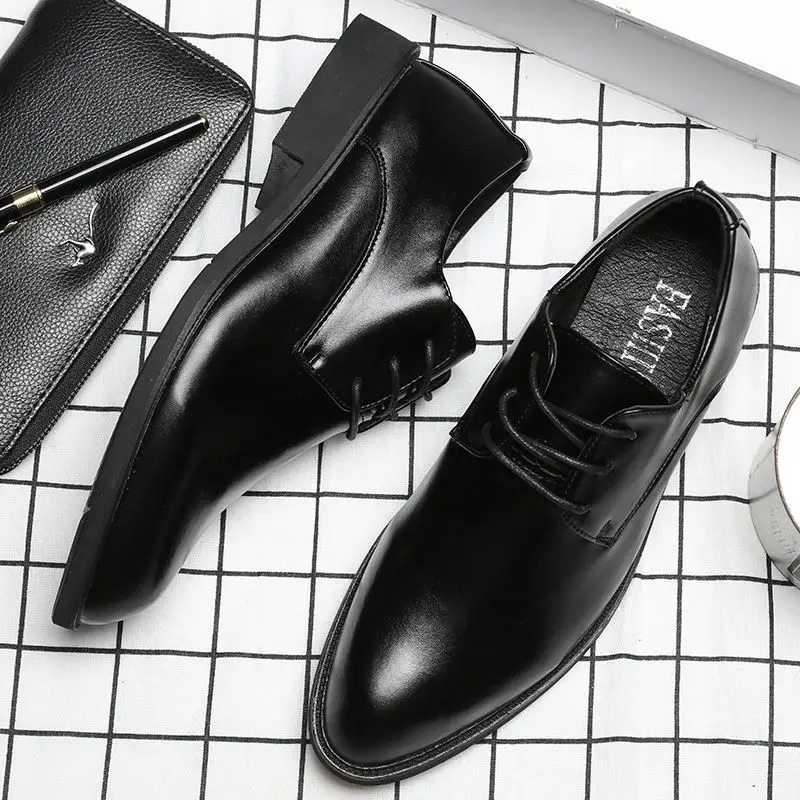 Men Wedding Leather Business Men\'s Dress Pointed Casual Youth British Style Inner Heightening Spring 2022 New Arrivals Shoes