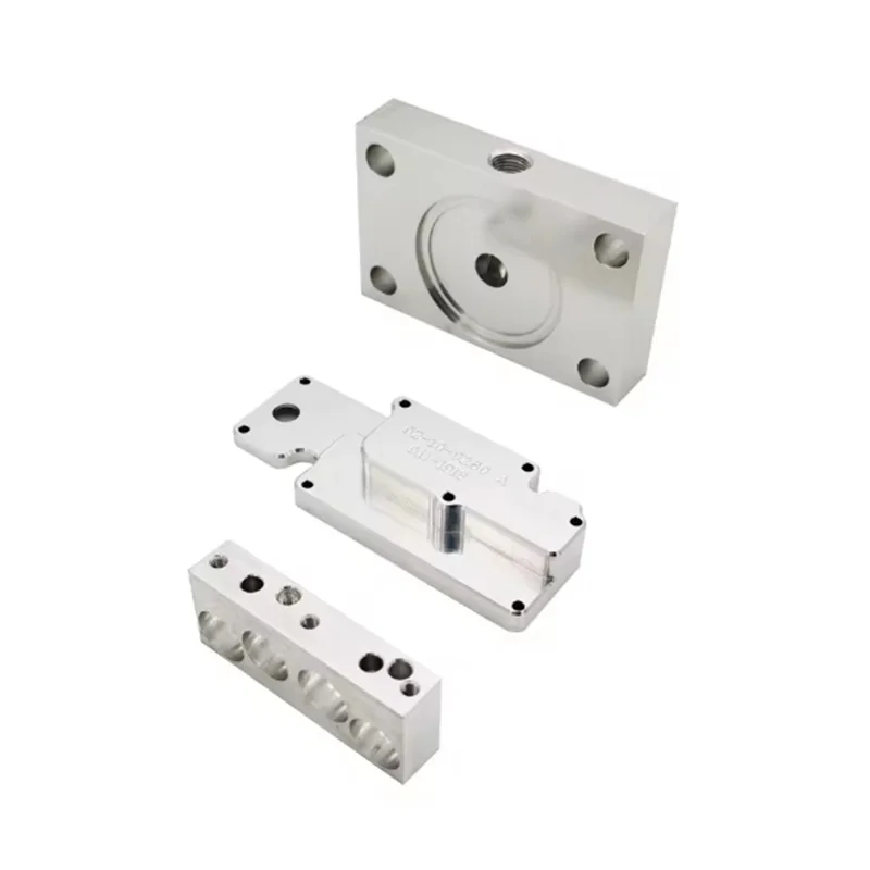 خدمة مخصصة عالية الدقة الأنود المقاوم للصدأ SUS303 SUS304 SS316 SS316l أجزاء التصنيع باستخدام الحاسب الآلي الألومنيوم