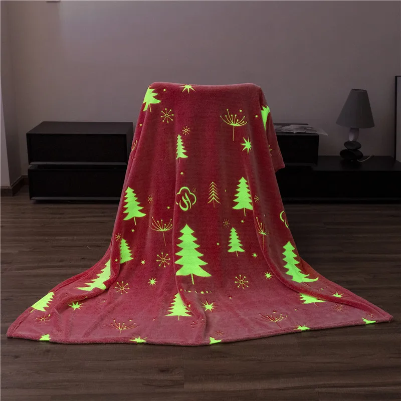 Flannel Noctilucent Blanket Child Nap Air Conditioning Blanket Cute Soft Comfortable Sofa Blanket Fun Shine Thin Blanket Gift